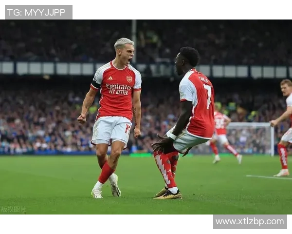 英超激战阿森纳与马竞握手言和红牌争议引发全场热议