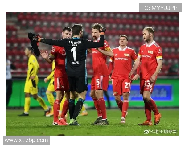 欧冠大战平局热刺与阿森纳激战90分钟补时进球引爆全场气氛