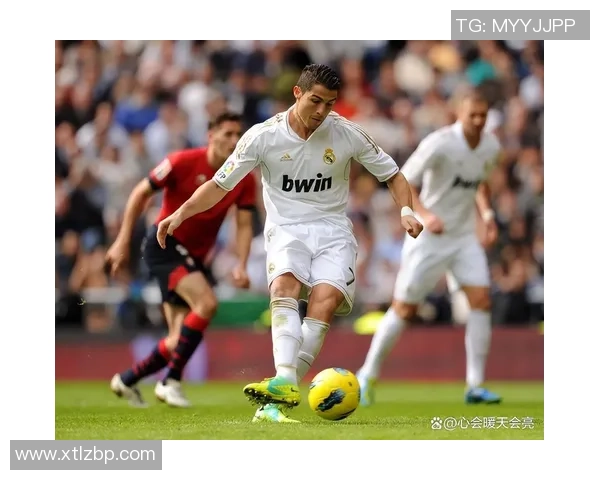 皇马友谊赛小胜热刺意外冷门引发全场热议与欢呼