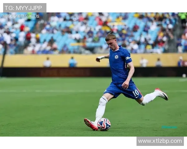 切尔西在世界杯中大胜本菲卡五球零封帽子戏法引发转会热议