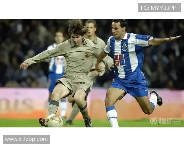 友谊赛巴萨与波尔图战平点球大战激烈瞬间引发全场热烈反响 友谊赛巴萨与波尔图战平点球大战激烈瞬间引发全场热烈反响