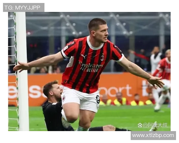 世界杯精彩对决AC米兰与波尔图战成平局战术分析引发全场热议