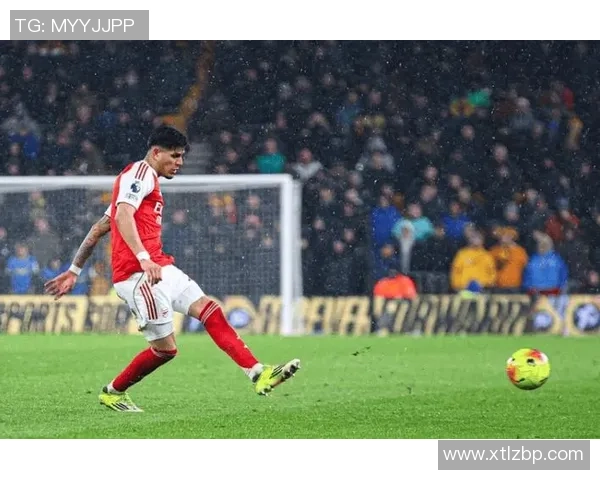 欧联杯波尔图与阿森纳激战成平局红牌事件引发全场热议与转会传闻 欧联杯波尔图与阿森纳激战成平局红牌事件引发全场热议与转会传闻